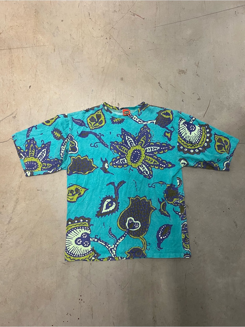 Vintage 90s All Over Print Floral T-Shirt Single Stitch Made in USA